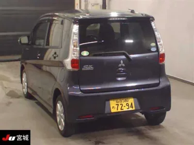 Mitsubishi EK CUSTOM