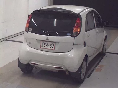Mitsubishi I
