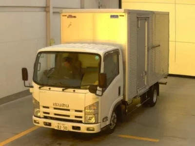 Isuzu ELF