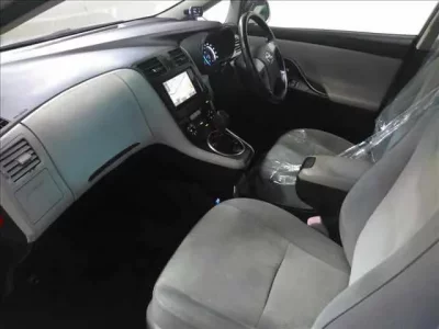 Toyota MARK X ZIO
