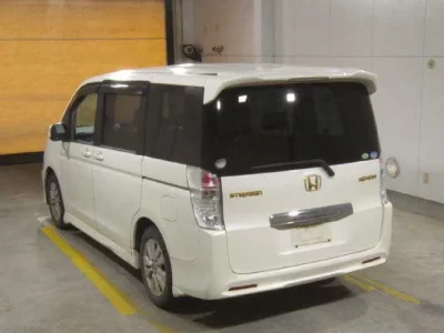 Honda STEP WAGON
