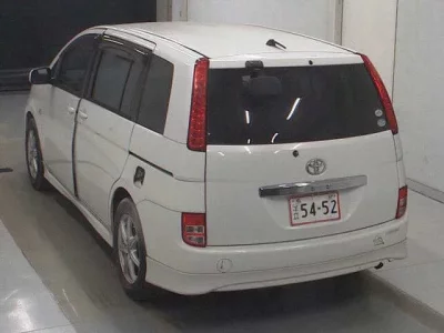 Toyota ISIS
