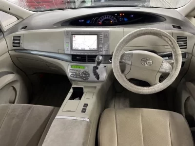 Toyota ESTIMA HYBRID