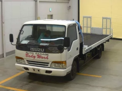 Isuzu ELF