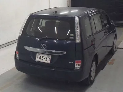 Toyota ISIS