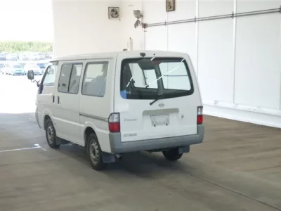 Nissan VANETTE VAN