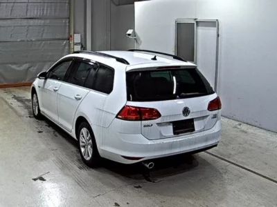 Volkswagen GOLF VARIANT