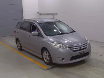 Nissan LAFESTA