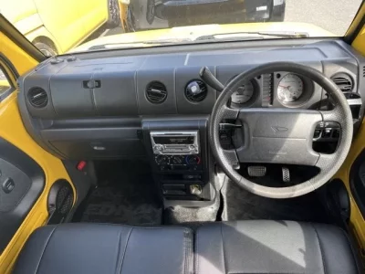 Daihatsu NAKED