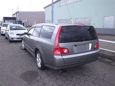 Nissan STAGEA
