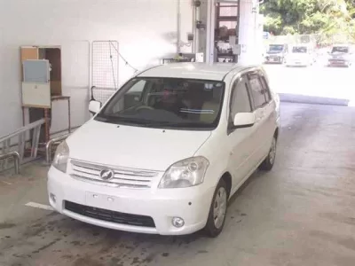 Toyota RAUM