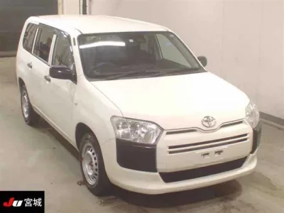 Toyota SUCCEED
