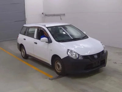 Nissan AD
