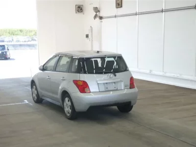 Toyota IST