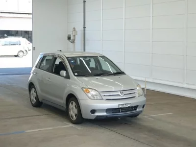 Toyota IST