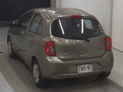Nissan MARCH