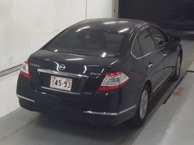 Nissan TEANA