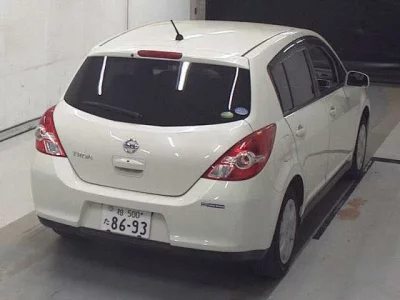 Nissan TIIDA