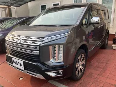 Mitsubishi DELICA D5