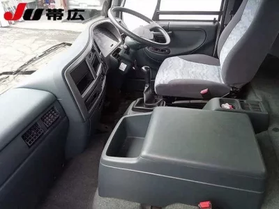 Nissan CONDOR