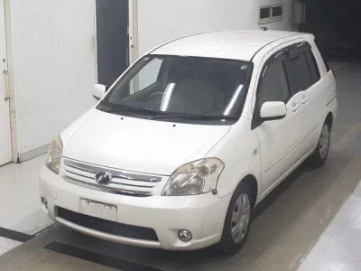 Toyota RAUM