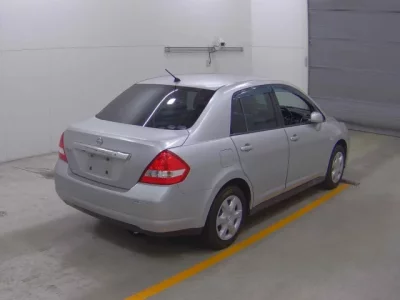 Nissan TIIDA LATIO