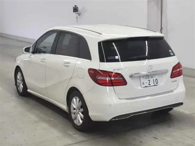 Mercedes-Benz B CLASS