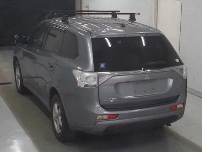 Mitsubishi OUTLANDER PHEV