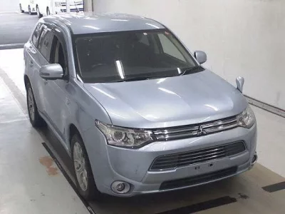 Mitsubishi OUTLANDER PHEV