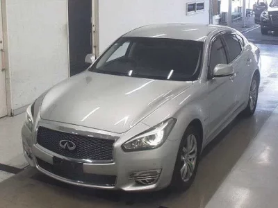 Nissan FUGA
