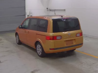 Nissan LAFESTA