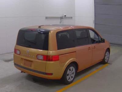 Nissan LAFESTA
