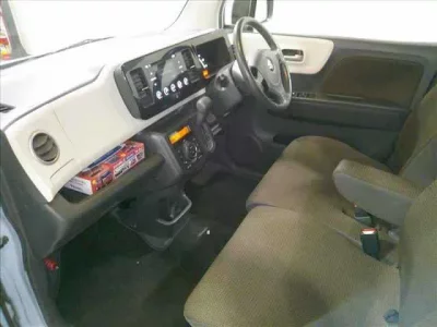 Suzuki MRWAGON