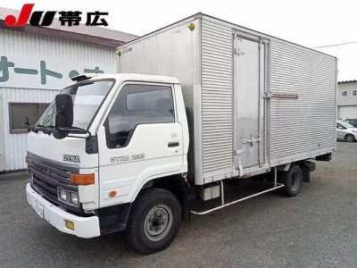 Toyota DYNA