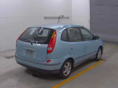 Nissan TINO
