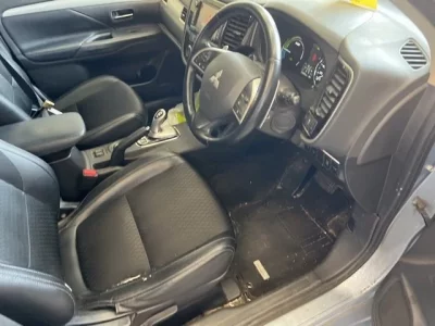 Mitsubishi OUTLANDER PHEV