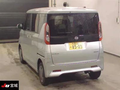 Nissan ROOX