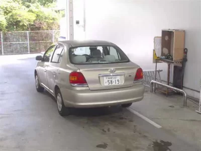 Toyota PLATZ