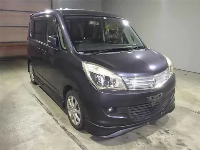 Mitsubishi DELICA D2