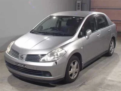 Nissan TIIDA LATIO