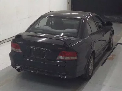 Mitsubishi GALANT