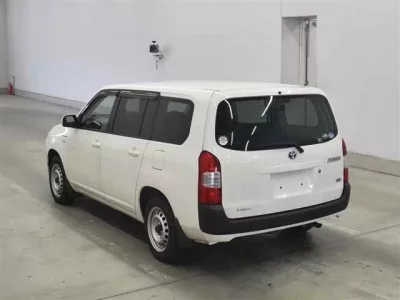 Toyota SUCCEED