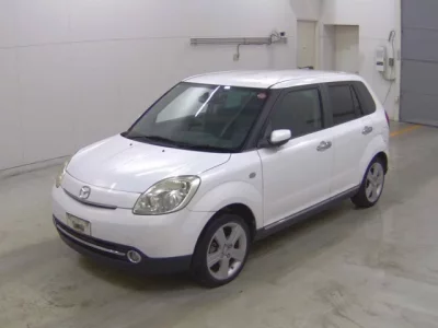 Mazda VERISA