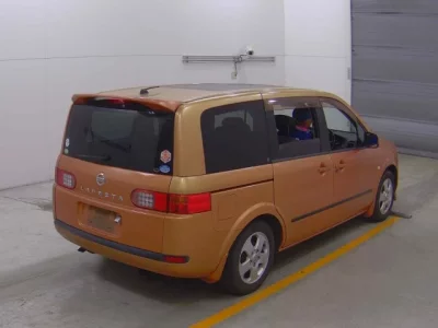 Nissan LAFESTA