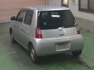 Daihatsu Esse