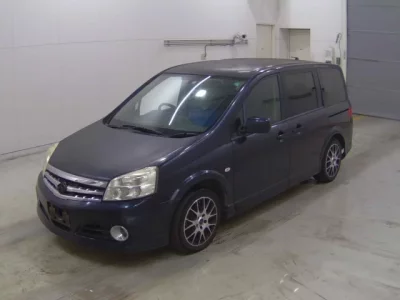 Nissan LAFESTA
