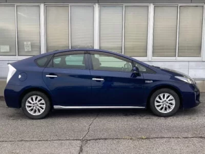 Toyota PRIUS PHV