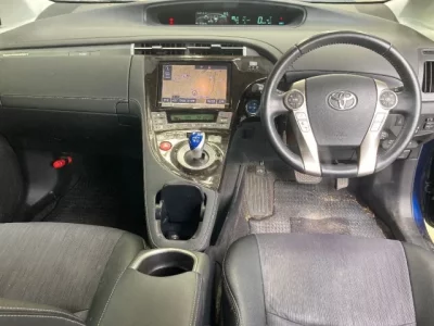 Toyota PRIUS PHV