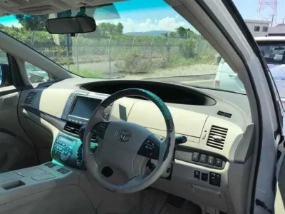 Toyota ESTIMA HYBRID