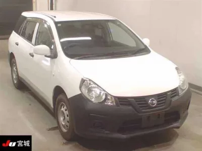 Nissan AD